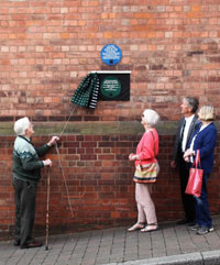 Dudley Brook unveiling plaque commemorating site of medieval parish church of St Thomas and Spytalway (now Church Street)